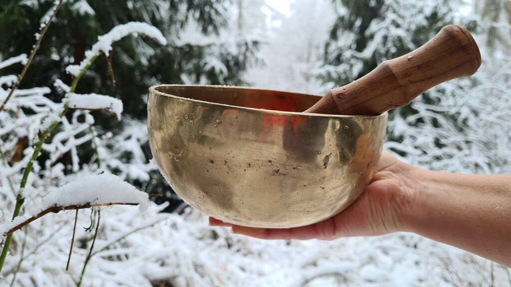 How To Use Sound To Reduce Stress - Sound-healing-sound-therapy