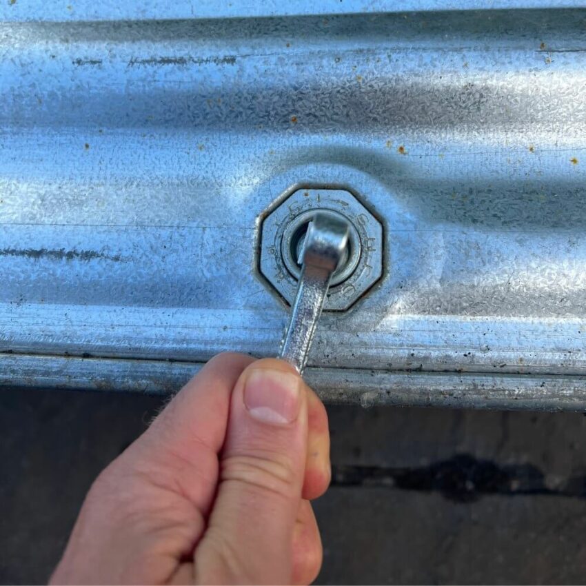 Zinc Plated Drain Valve Key - Urban Ice Tribe (1)