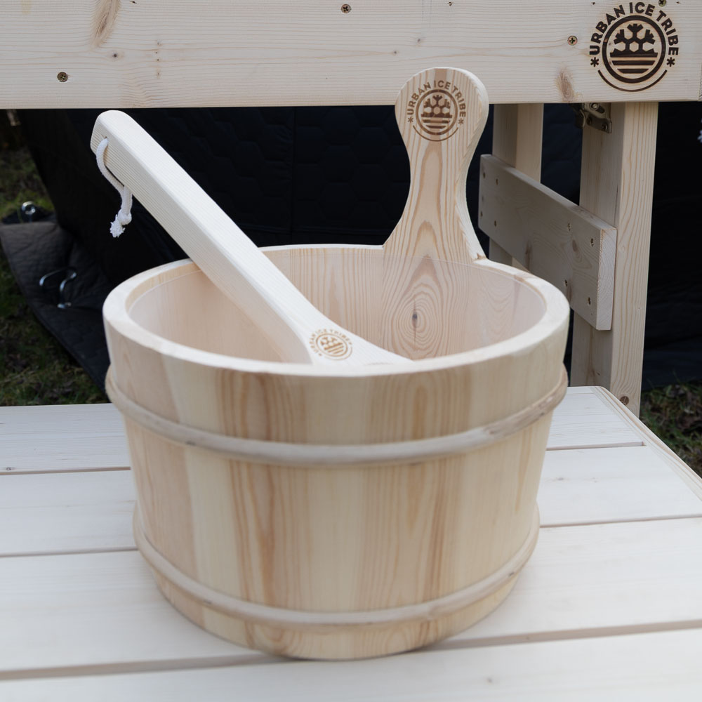 wooden-sauna-bucket-and-ladle-1.jpg